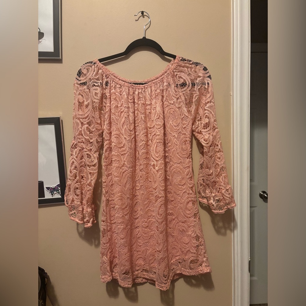 Elegant Lace Off-Shoulder Pink Top - Picture 1 of 2